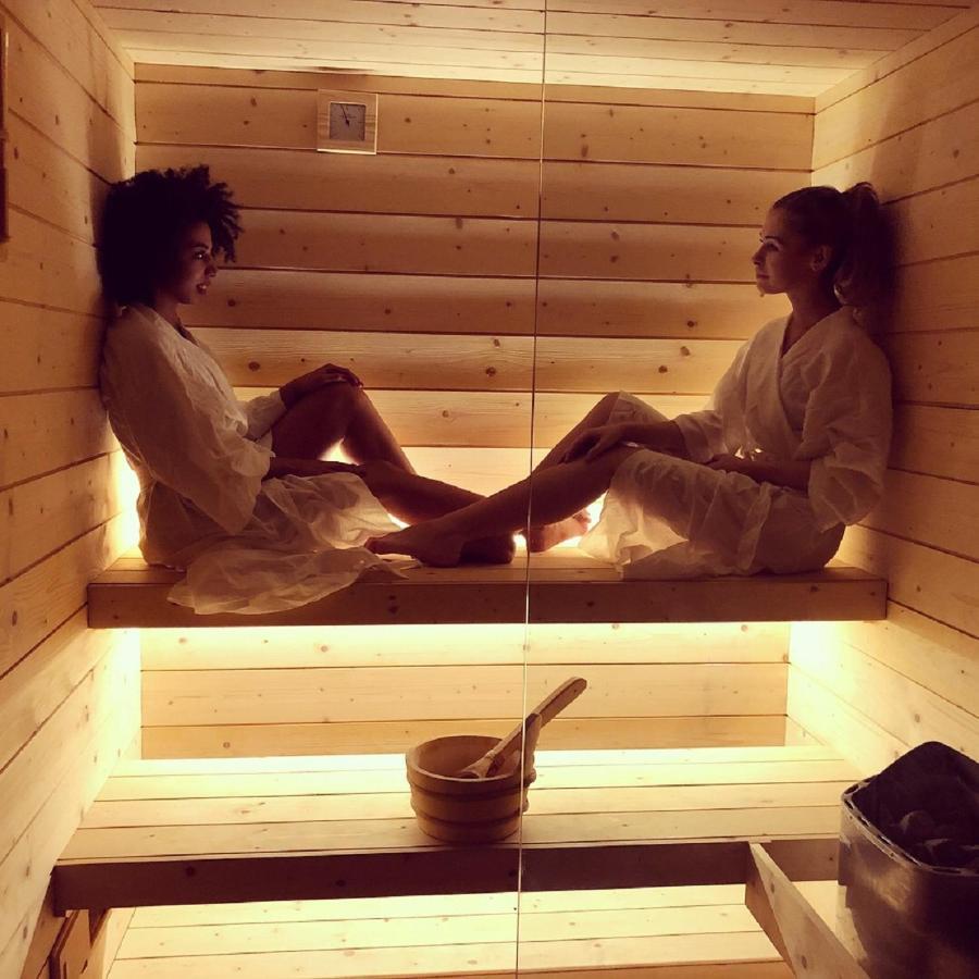 Bike Hotel Touring Gardone Riviera & Wellness Екстер'єр фото